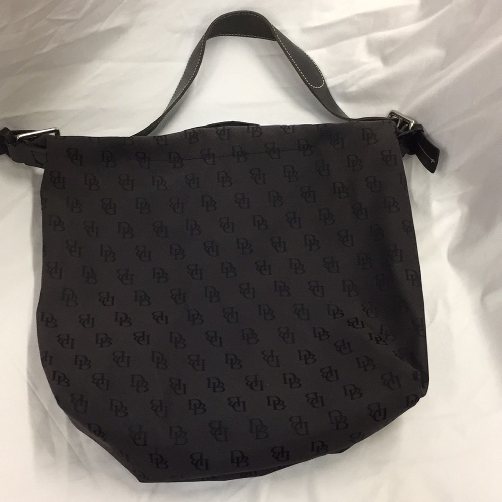 Dooney & Bourke Inc purse handbag hobo